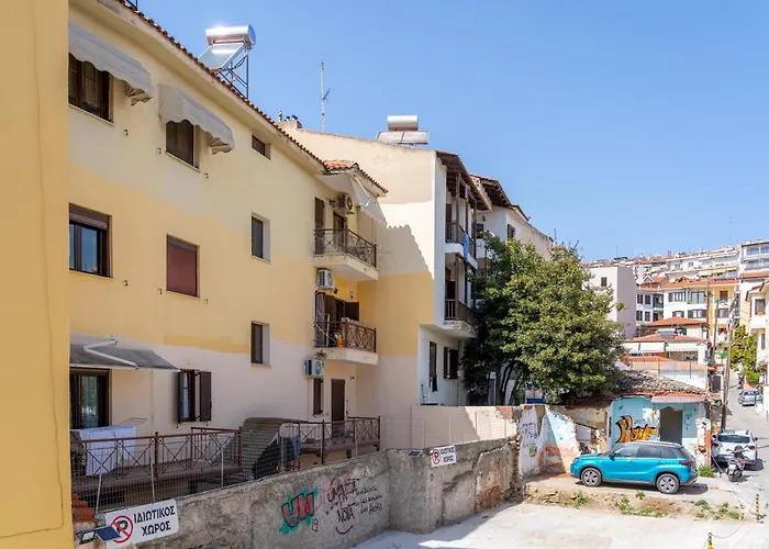 Thess Old Town With Free Private Parking Of Stayinthess * Tessalónica