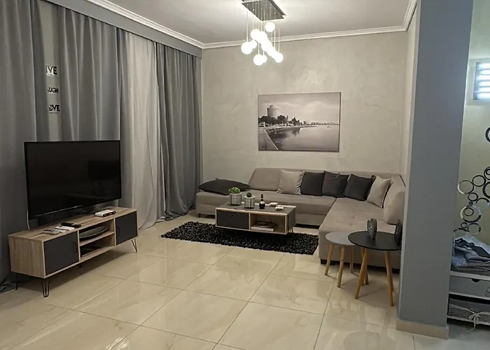 Thess Old Town With Free Private Parking Of Stayinthess Lejlighed *